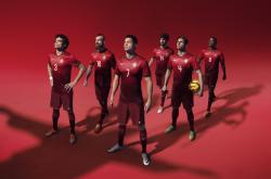 开云平台-冠军的隐形利刃，霍勒迪如何让哈登在巅峰对决中消失？