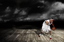 开云体育登录-影翅遮日，当篮球智慧化为高空战术，一座山峰在2000次封盖处升起