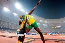 开云体育官网-火山灰覆盖混凝土，当墨西哥城的脉搏在苏亚雷斯血管里跳动