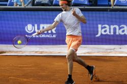 开云平台-玻利维亚选手破功夺冠，勇夺金牌