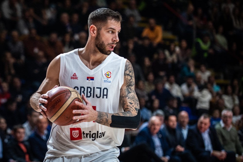 塞尔维亚队惨败乌拉圭，遗憾出局