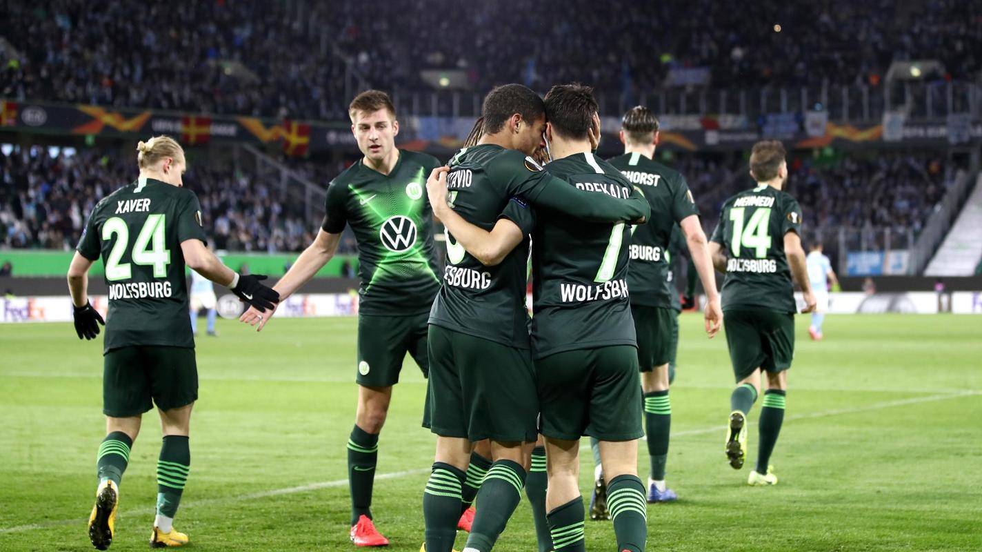 沃尔夫汉主场击败斯旺西，豪取分