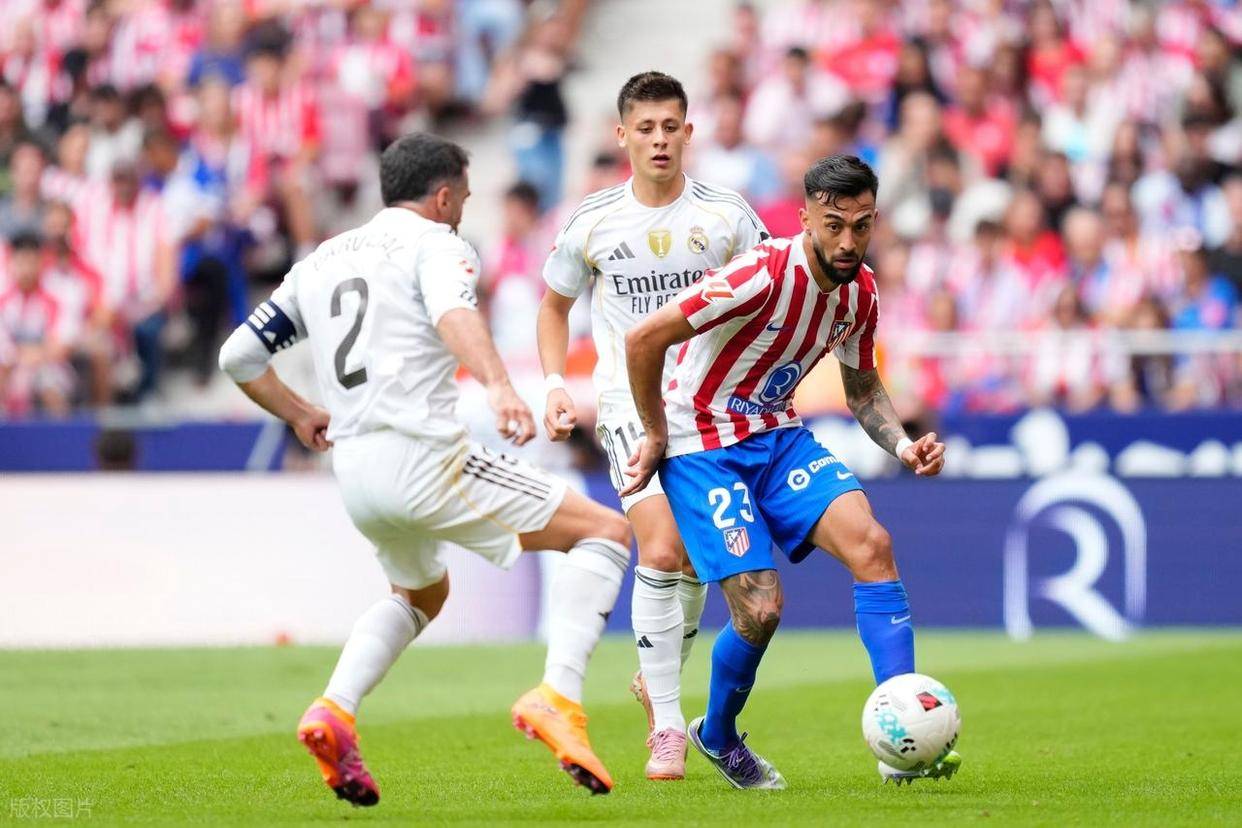 法兰克福豪取客场胜利，士气大振