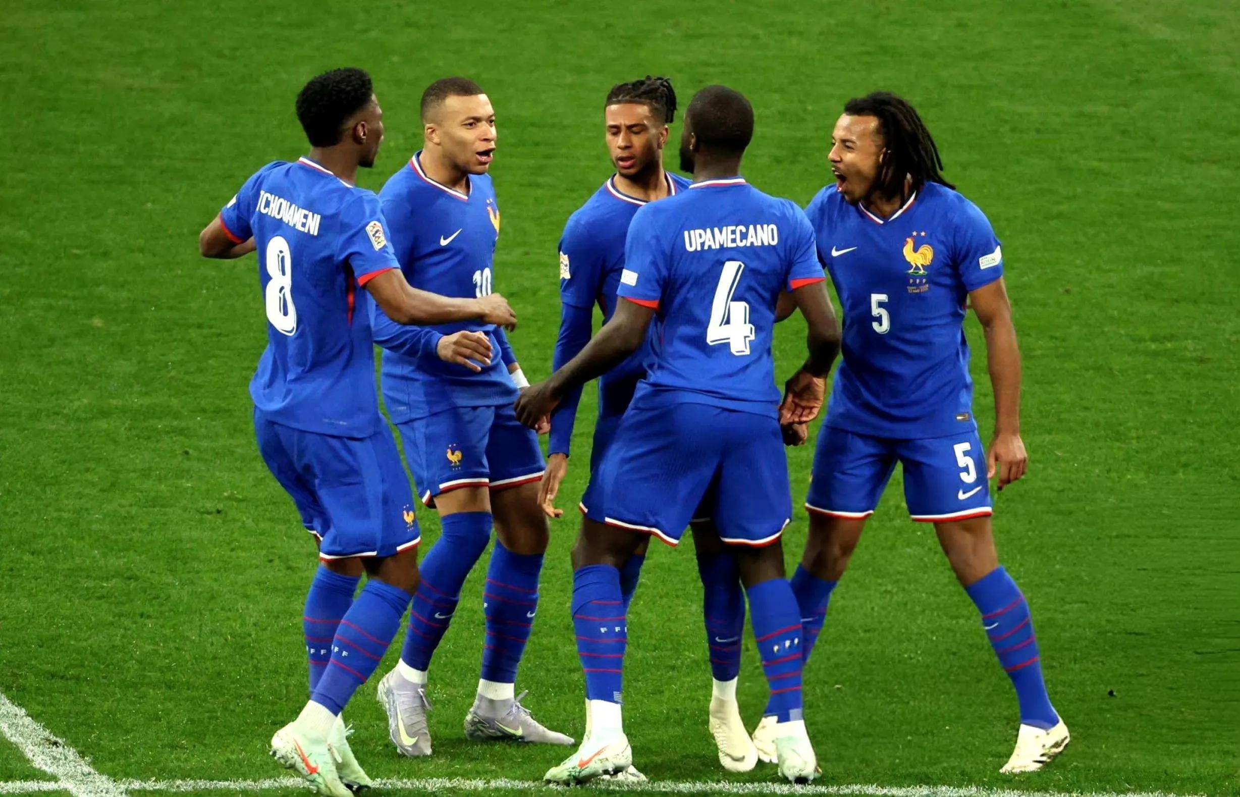 欧洲足坛震撼之夜，豪强对抗不断