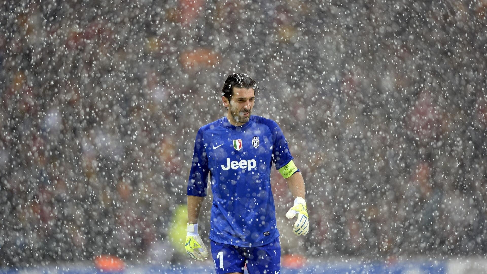 跨越半球的双雄对决，湖人掀翻公牛，莫兰特在西甲德比接管比赛